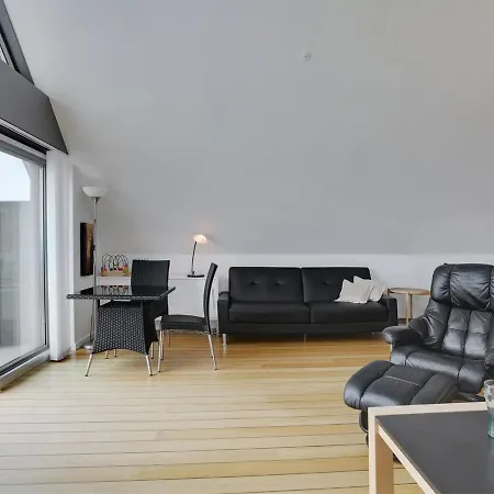 Femme - 15m From The Sea In Ne Jutland By Interhome
