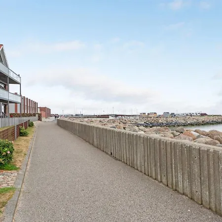 Femme - 15m From The Sea In Ne Jutland By Interhome Sæby